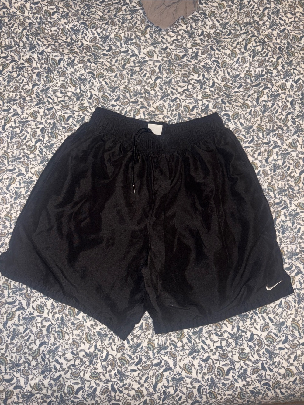 Mens Nike Black Athletic Drawstring Shorts with Swoosh Large